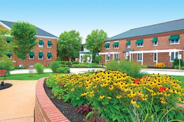 Rockingham County Rehabilitation and Nursing Center Found Perfect Food Service Provider with Glendale Senior Dining