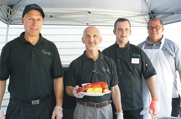 Photo of senior lliving food dining management.